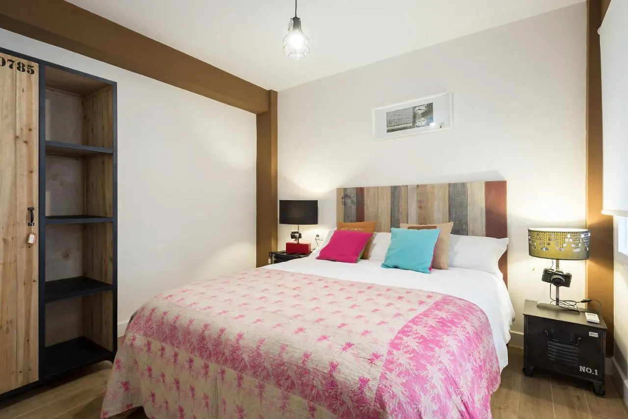 Malagasuite City Center Capuchinos 0*, Málaga Spagna